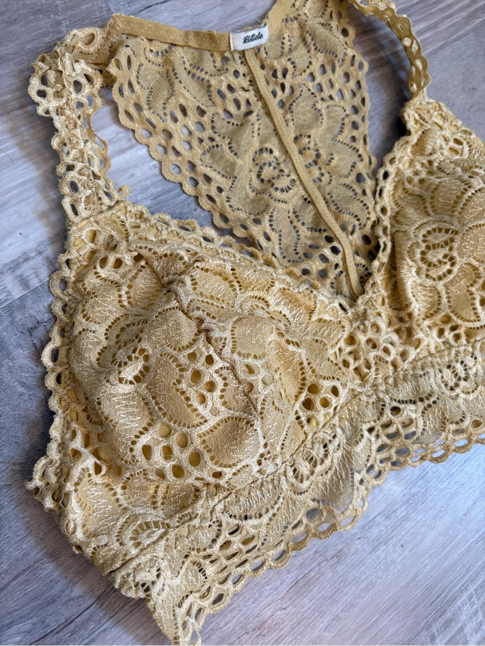 Listicle Bralette Boho Inspired GUC Size M